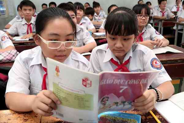 Khóa luận tốt nghiệp: Phương pháp tổ chức dạy tin học THCS nhằm tích cực hóa hoạt động nhận thức của học sình