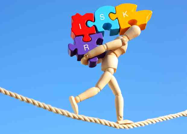 Tín dụng ngân hàng và những rủi ro tín dụng của ngân hàng thương mại trong nền kinh tế thị trường và thực trạng tín dụng và rủi ro tín dụng tại CN NH Đầu tư và Phát triển Quảng Ninh