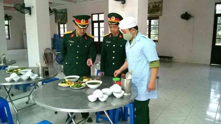 Tình hình và giải pháp cơ bản phát huy vai trò nhân tố chủ quan của Cán bộ hậu cần quân đội nhân dân việt nam trong hoạt động hậu cần quân đội hiện nay